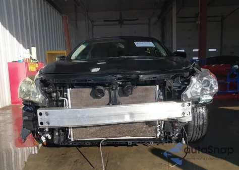 2015 Nissan Altima 2.5/2.5 S/2.5 Sl/2.5 Sv из США, поврежденный, VIN 1N4AL3AP0FN888517